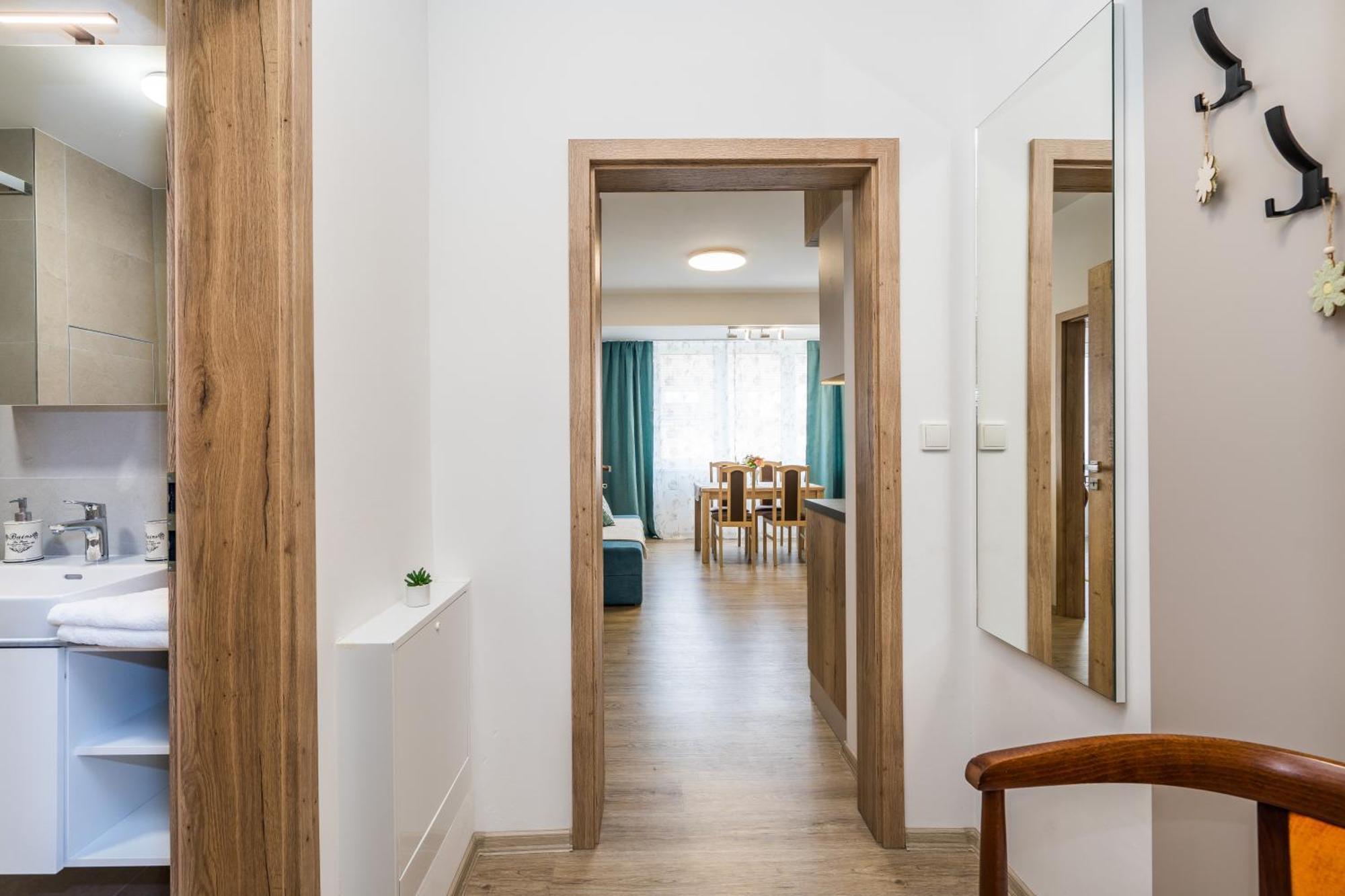 Perla Hradce 202 Apartment Hradec Kralove Bagian luar foto